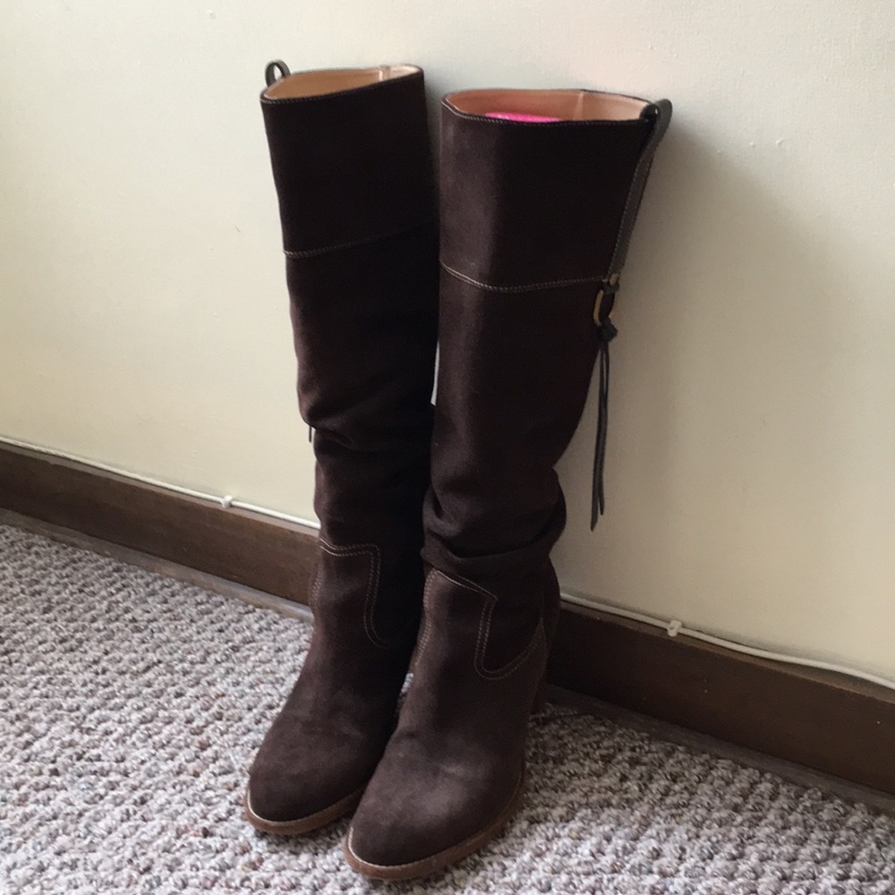 Chocolate brown suede coach boots